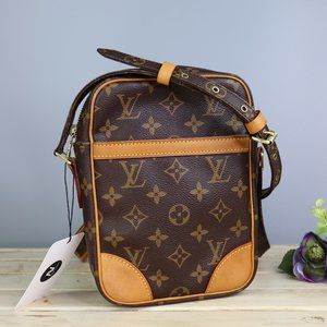 LOUIS VUITTON Danube Monogram